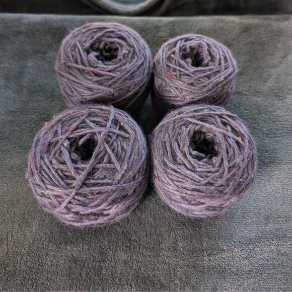 Lot of 4 Cakes Reclaimed Purple Speckled Wool Yarn 298g - Picture 1 of 4